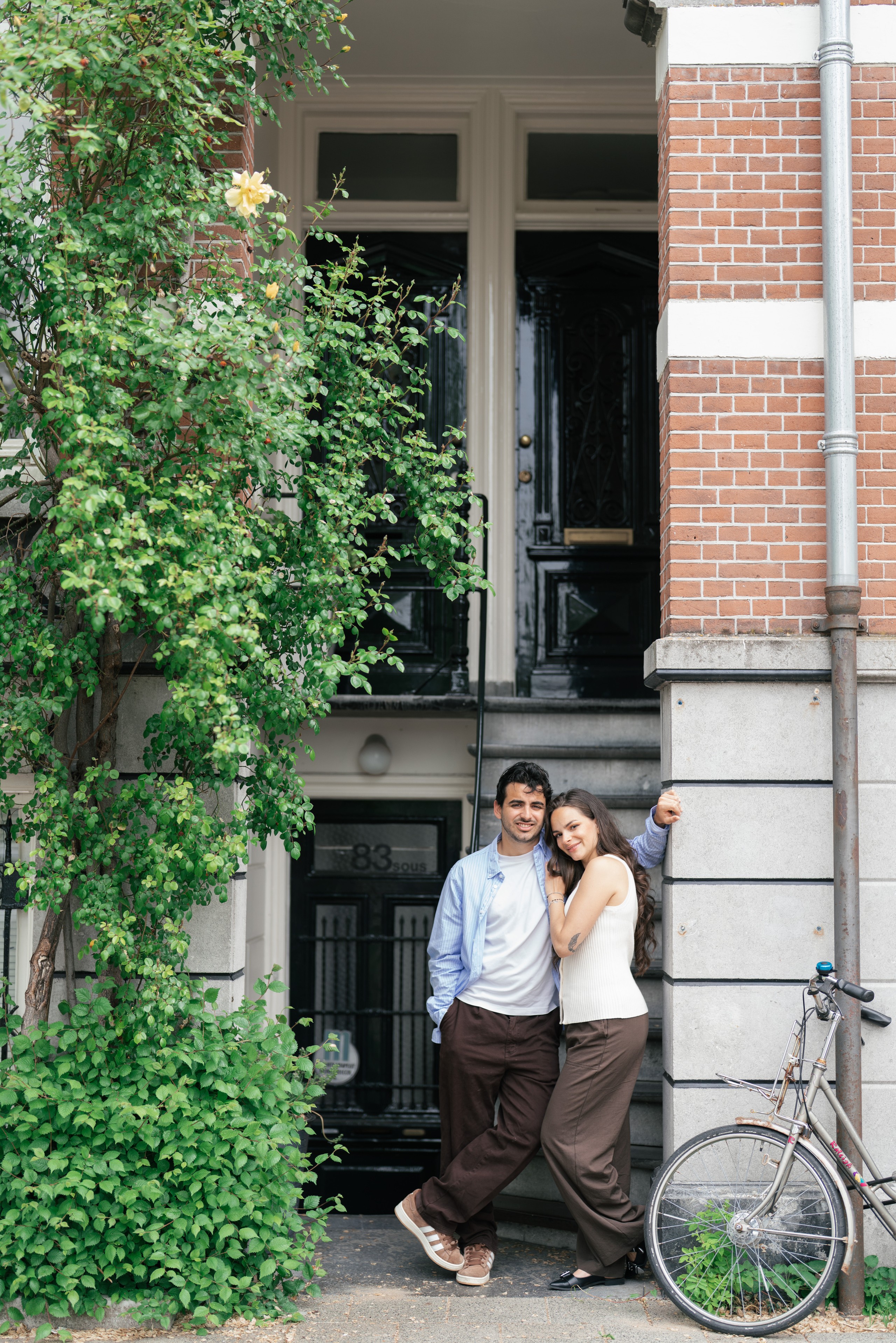 River-side couple portrait, Amsterdam