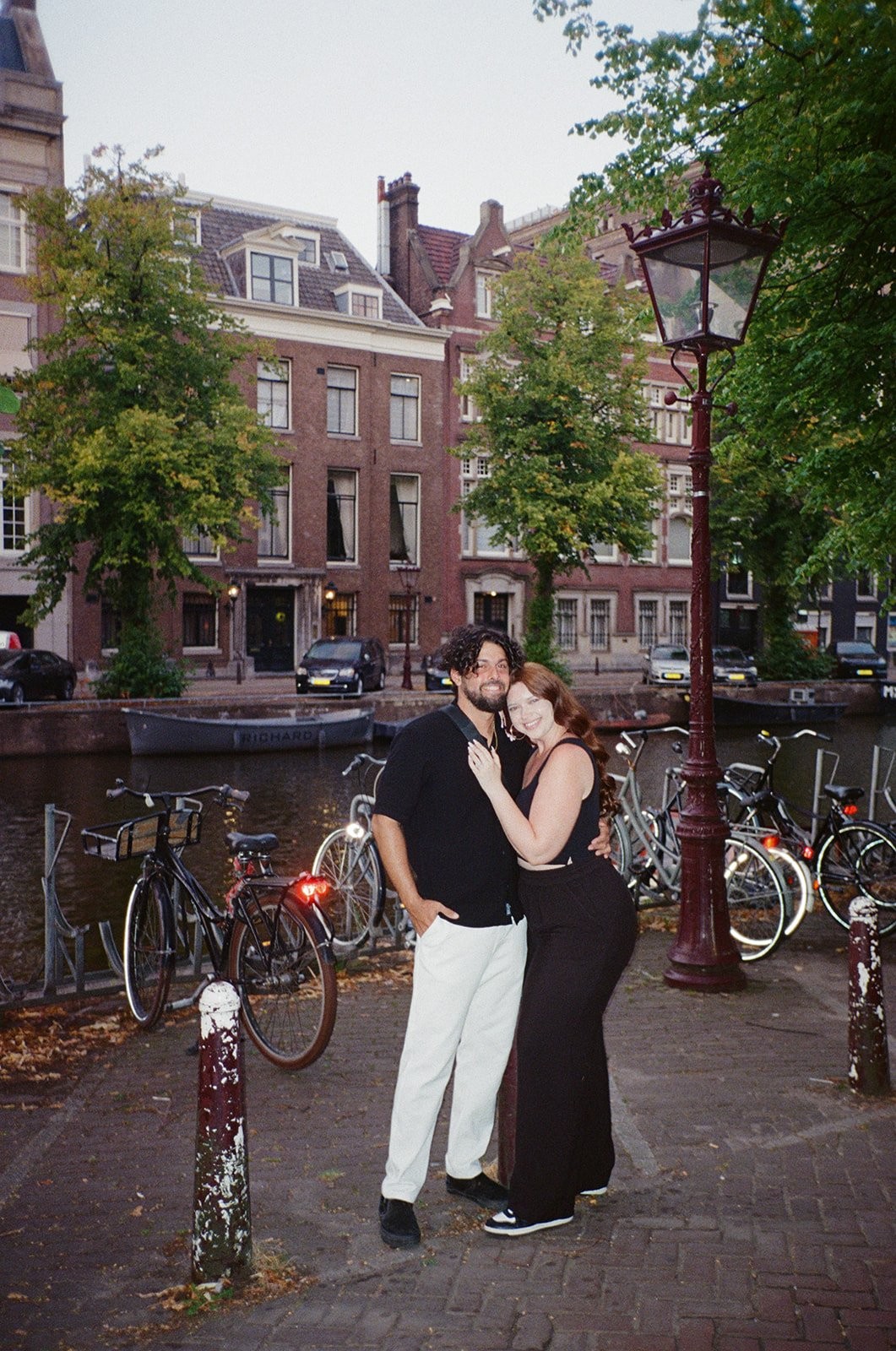 Analog film frame of the couple in Amsterdam