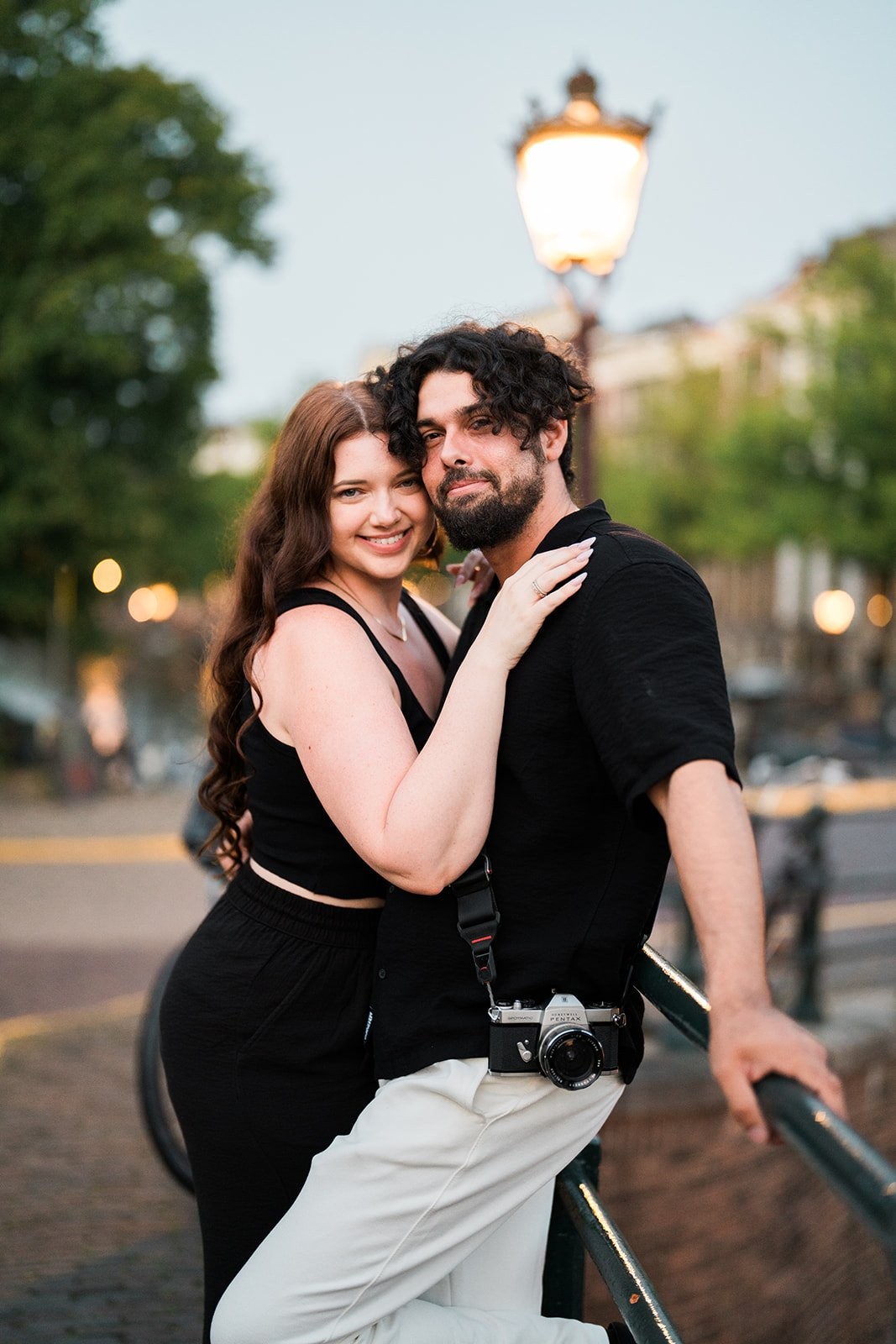 Editorial couple portrait at Reguliersgracht, Amsterdam