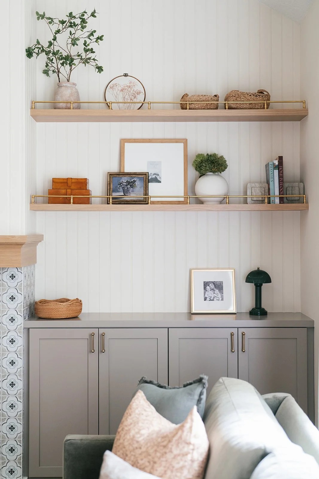 Decorative living room corner